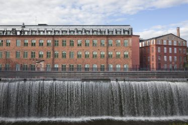 Tegelbyggnader som förmedlas av mäklare för industrifastigheter i Stockholm.